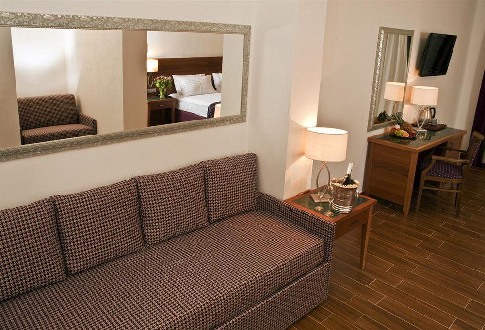 Hotel Galileo Prague Room photo